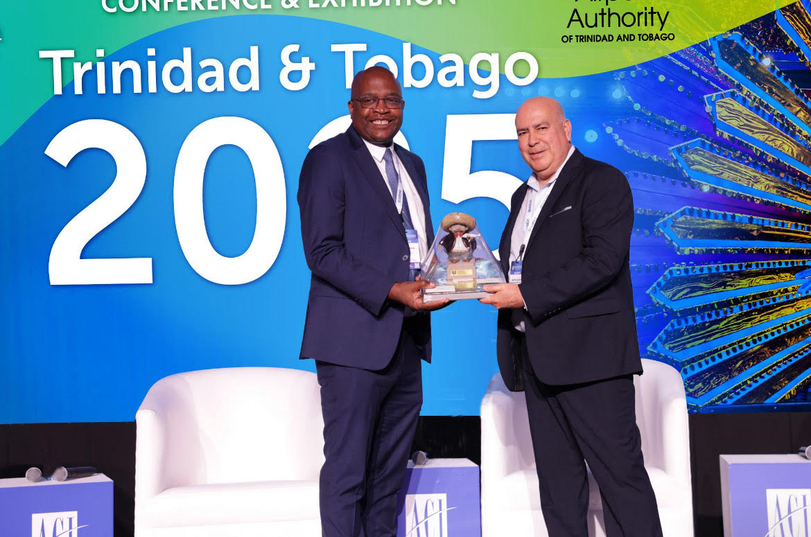 Mr Hayden Newton, General Manager of the Airports Authority of Trinidad and Tobago Receives Award to Host the ACI-LAC Annual Assembly Conference and Exhibition in Port of Spain, Trinidad 2025.